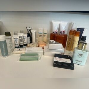 GUEST BATH AND TRAVEL BATH BODY LOT